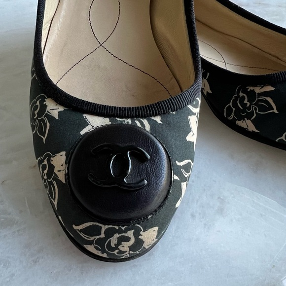 CHANEL Vintage Interlocking CC Logo pattern print green Ballet Flats - Picture 7 of 12